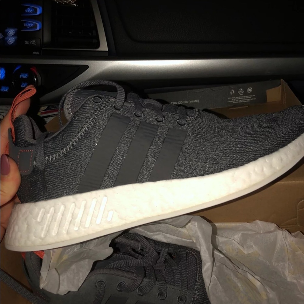 Men’s adidas nmd r2 - Picture 1 of 5